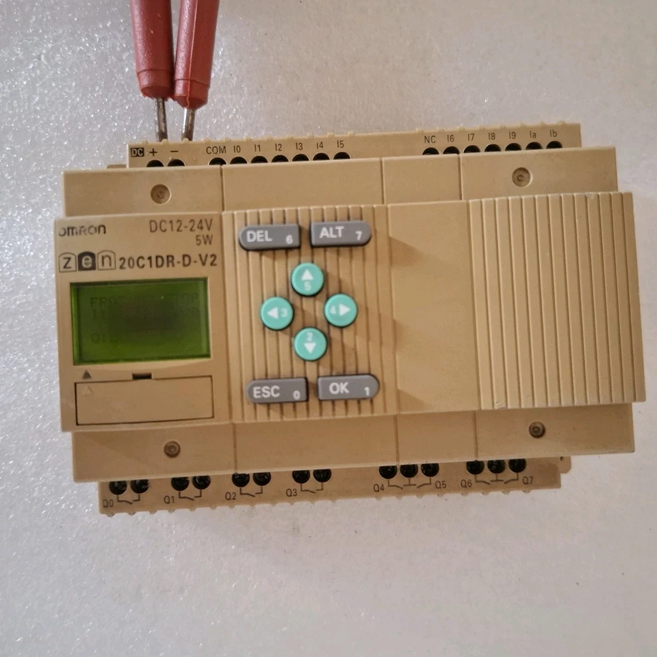 OMRON ZEN-20C1DR-D-V2 CPU UNIT 24V DC TESTED AS PHOTOS 20C1DRDV2